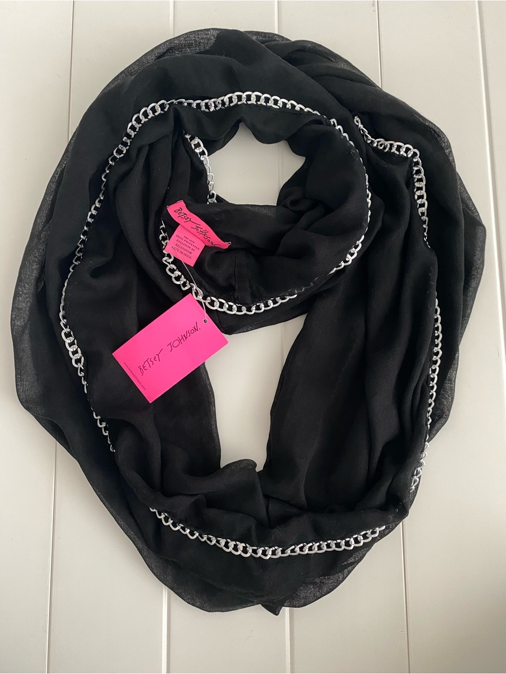 2 pcs Betsey Johnson Black & Pink Chain Trim Infinity Scarf